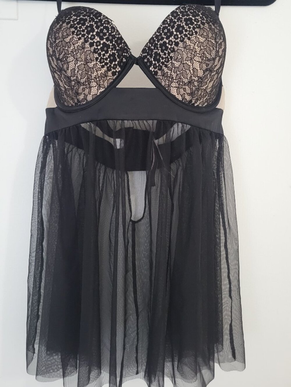Victoria's Secret Very Sexy Chemise